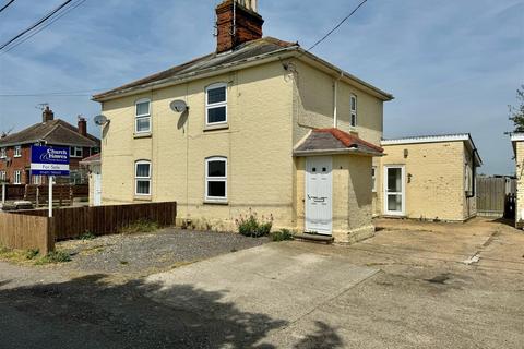 3 bedroom semi-detached house for sale, Marsh Road, Burnham-On-Crouch