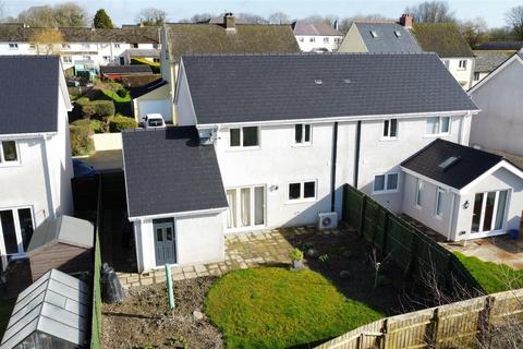 3 bedroom semi-detached house for sale, Llandissilio, Clynderwen