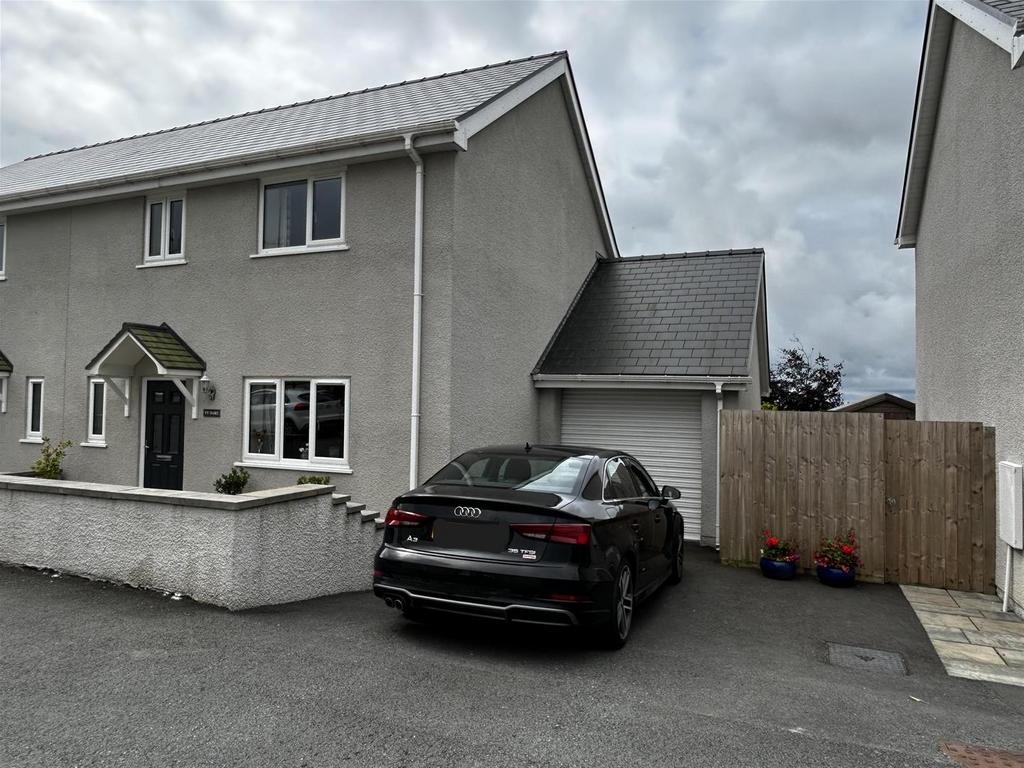 Llandissilio, Clynderwen 3 bed semidetached house for sale £230,000