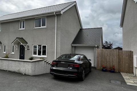 3 bedroom semi-detached house for sale, Llandissilio, Clynderwen