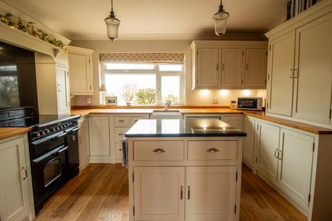 6 Rectory Farm Road, Little Wilbraham, Cambridge, CB21 5LB