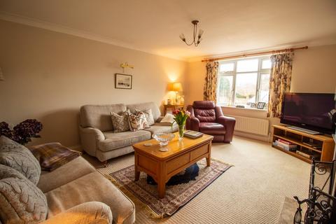 6 Rectory Farm Road, Little Wilbraham, Cambridge, CB21 5LB