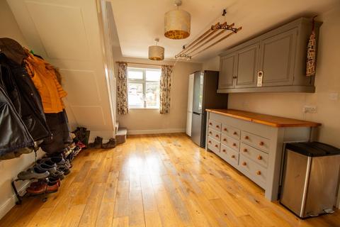 6 Rectory Farm Road, Little Wilbraham, Cambridge, CB21 5LB