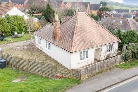 3 bedroom detached bungalow for sale - Alderminster, Stratford-Upon-Avon