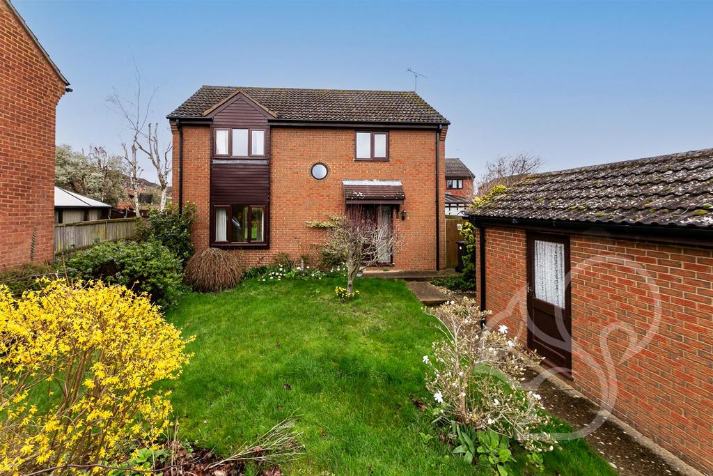 Shakespeare Road, Stowmarket IP14 4 bed detached house for sale £360,000