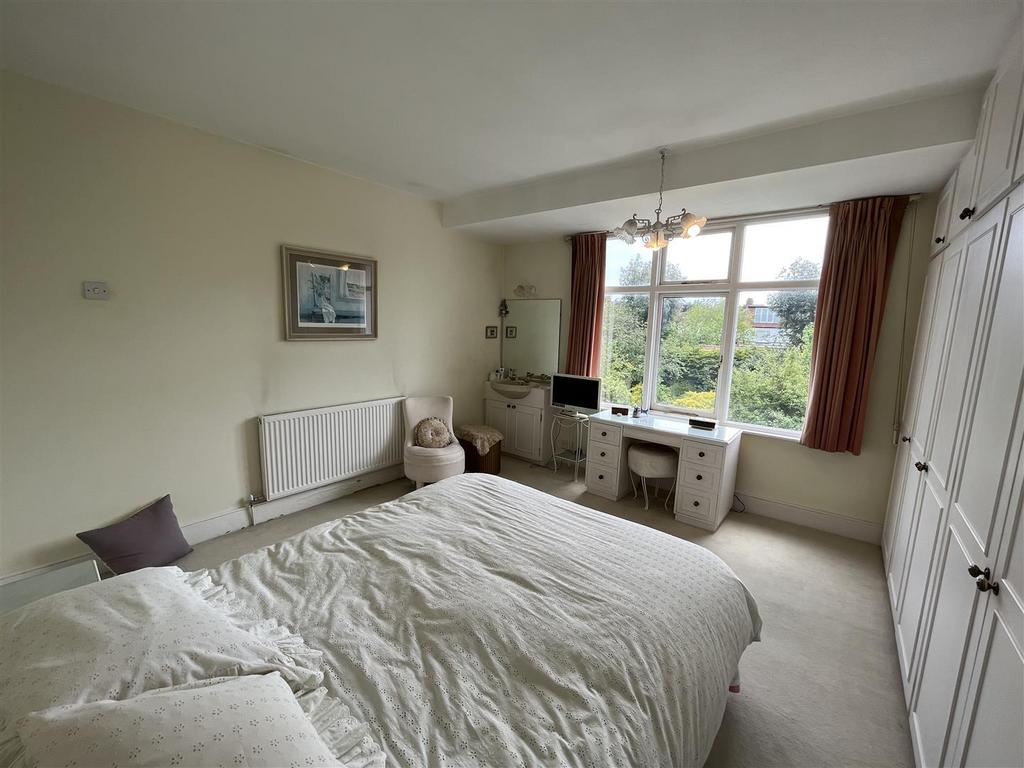 Bedroom2.jpg