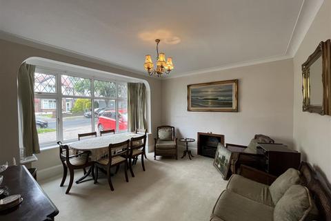 32 Nevin Drive, London, E4 7LH