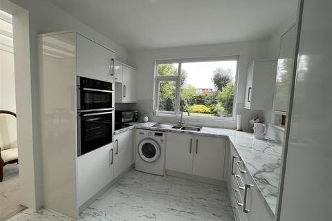 32 Nevin Drive, London, E4 7LH