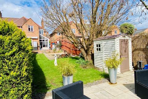 3 bedroom end of terrace house for sale, Beauchamp Road, Warwick