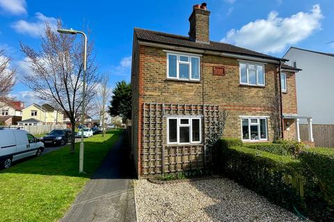 2 bedroom semi-detached house for sale, Windsor Road, FARNBOROUGH GU14