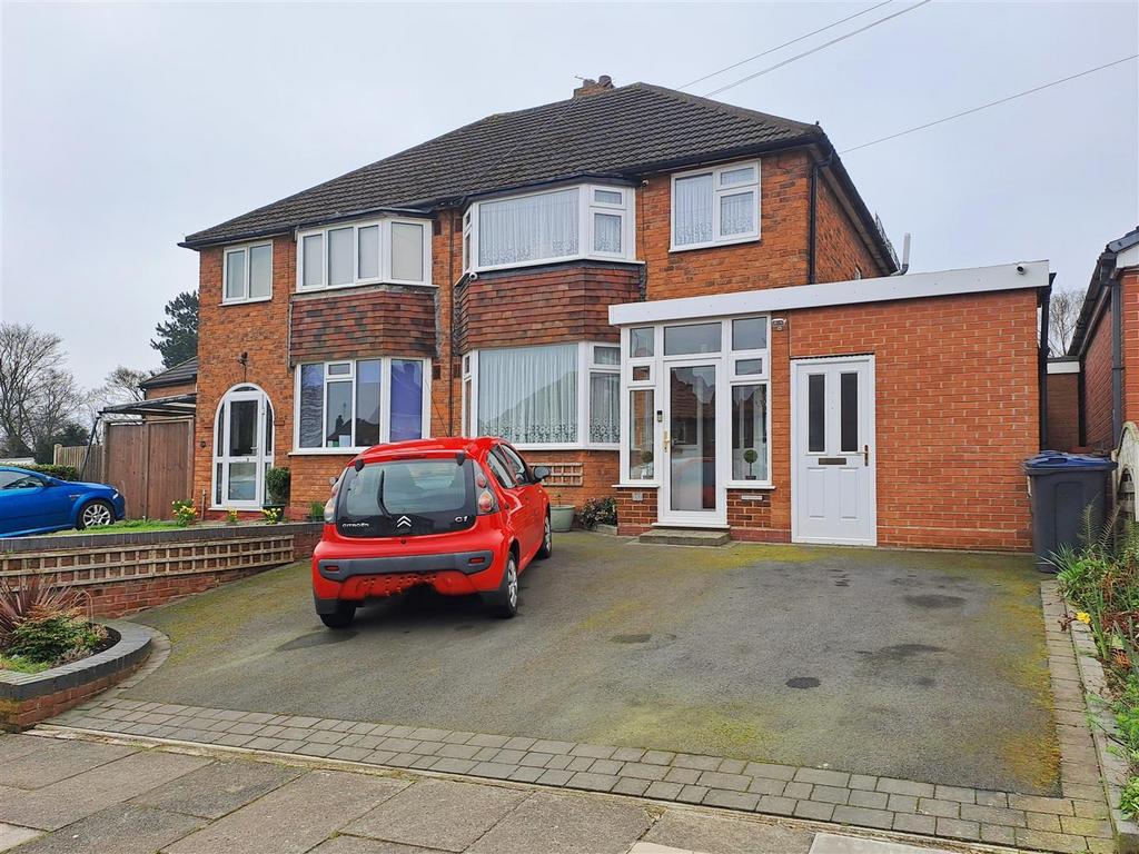 Manor House Lane, Yardley, Birmingham 3 bed semidetached house for