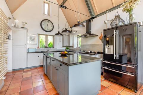 5 bedroom character property for sale, Top Street, Wing, Rutland