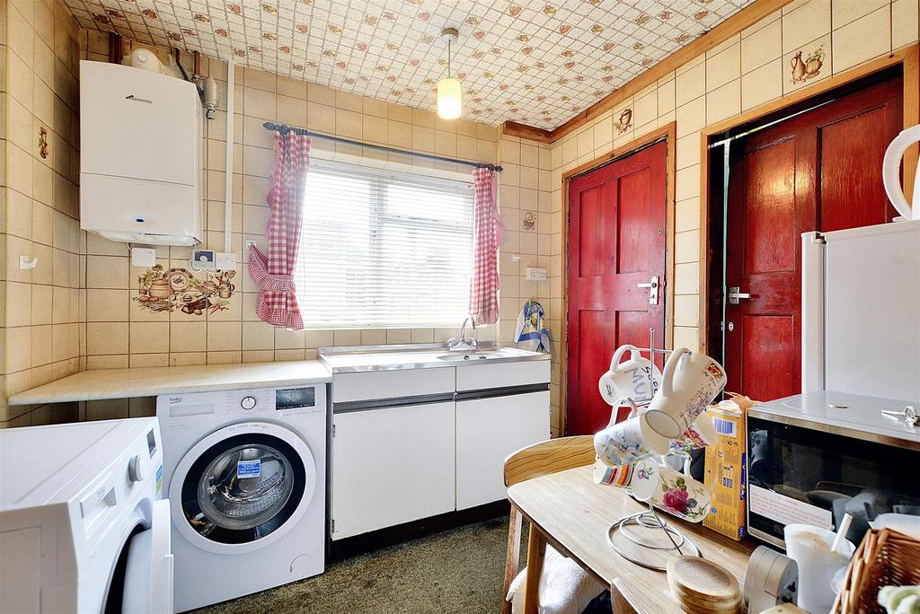 Kitchen 1
