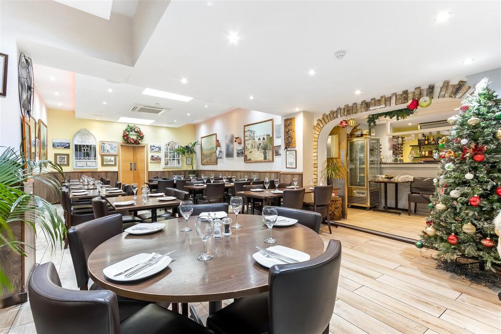 Restaurant 2.jpg