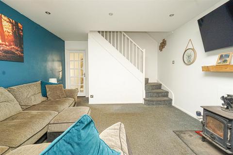 2 bedroom semi-detached house for sale - Warren Close, St. Leonards-on-sea