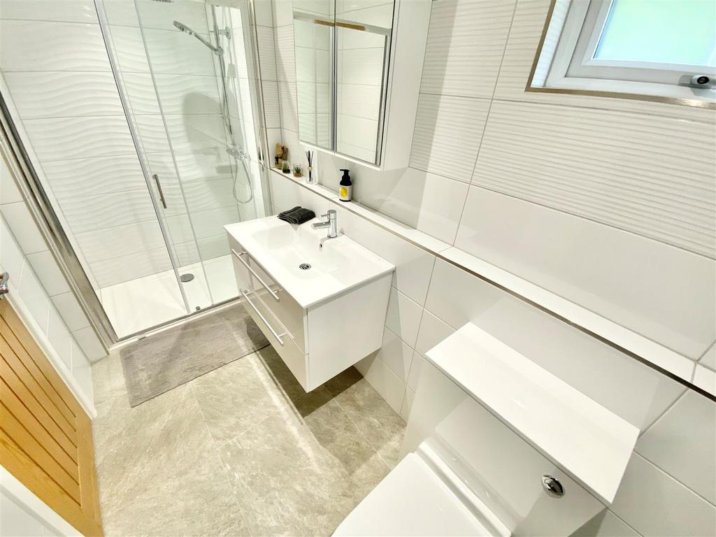 En Suite 49.jpg
