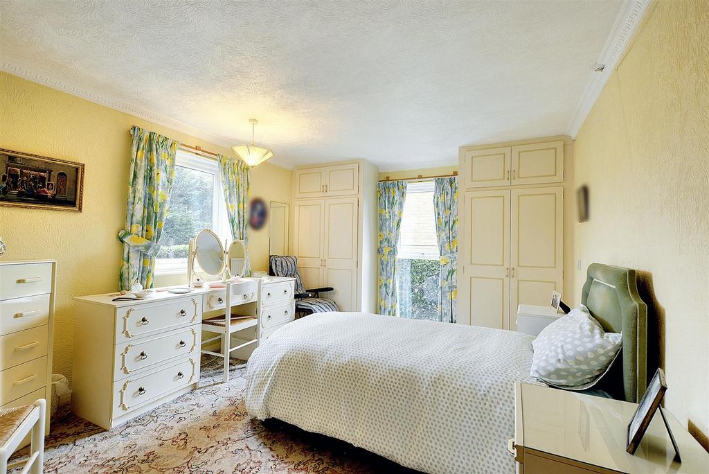 Bedroom 1.jpeg