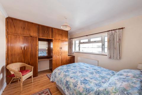 35 Oldfield Road, Bexleyheath, DA7 4EA