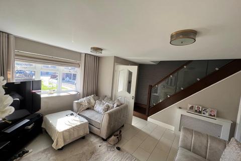 3 bedroom house for sale, Birkdale Close, Anfield