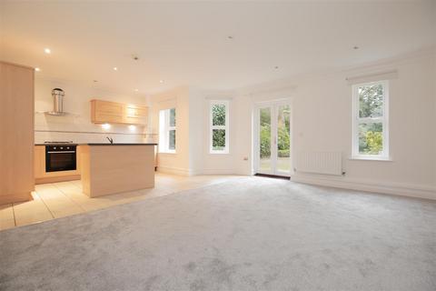 2 bedroom apartment for sale, Suffolk Road, Altrincham