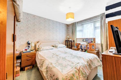 15 Powster Road, Bromley, BR1 5HE