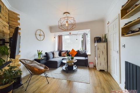 202 Chester Road, Wrexham, LL12 8DT