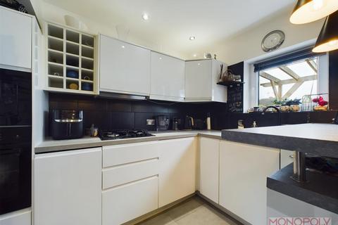 202 Chester Road, Wrexham, LL12 8DT