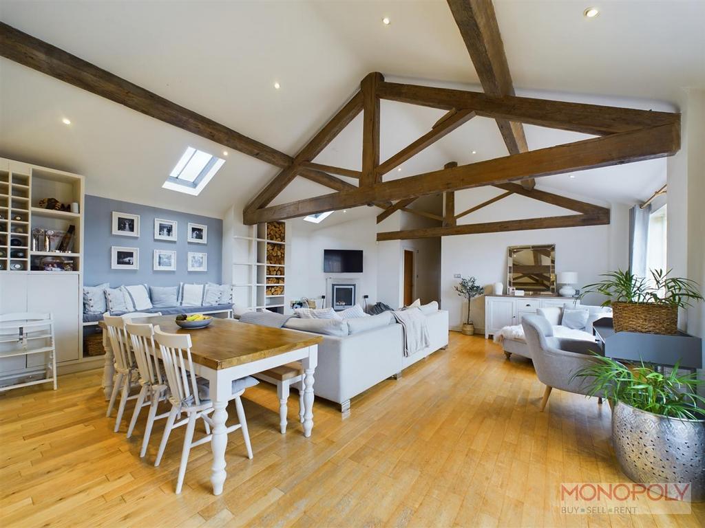 Park Lane, Pulford, Chester 3 bed barn conversion £500,000