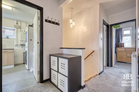 27 Walden Way, Ilford, IG6 3BJ