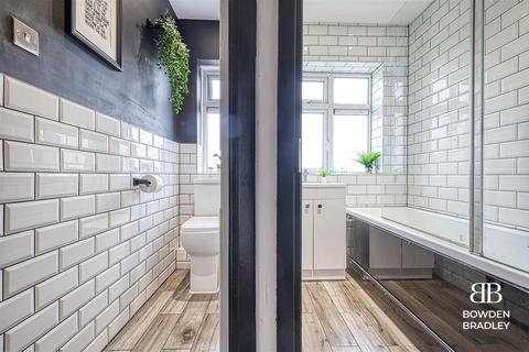 27 Walden Way, Ilford, IG6 3BJ