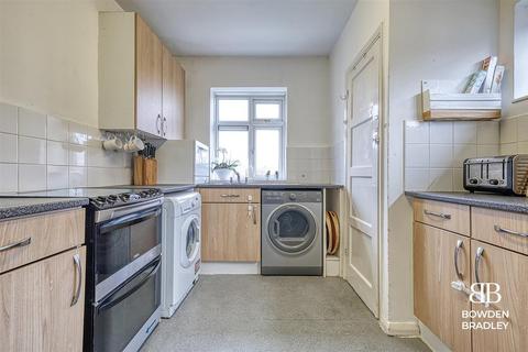 27 Walden Way, Ilford, IG6 3BJ
