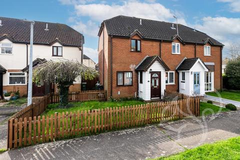2 bedroom end of terrace house for sale - Constance Close, Witham