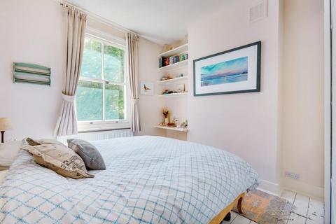 2 bedroom flat for sale, Brailsford Road, London SW2