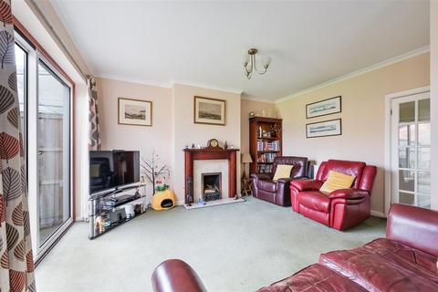 4 bedroom semi-detached house for sale, Chessington Road, Ewell