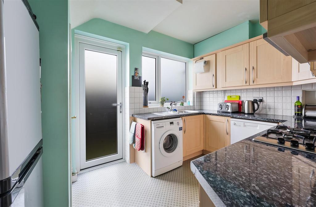 Chessington road