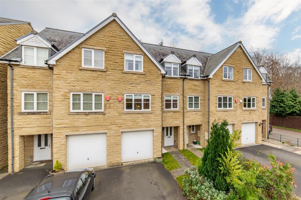 Southgate Mews, Morpeth, NE61 4 bed townhouse £325,000