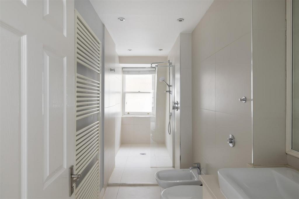 Maskells - 16 Lennox Gardens Mews -3 Hi.jpg