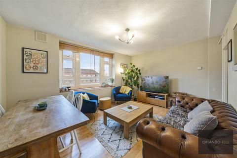 2 bedroom apartment for sale, Stockwell Road, Stockwell
