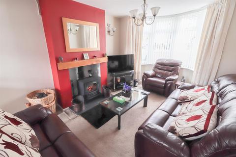 3 bedroom end of terrace house for sale, Rutherglen Avenue, Coventry CV3