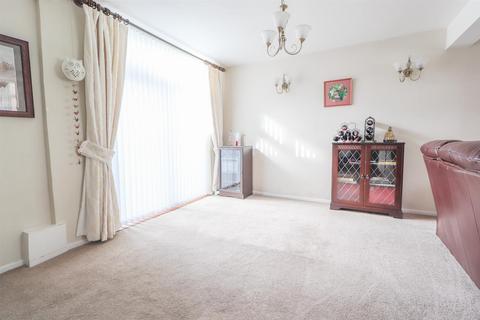 3 bedroom end of terrace house for sale, Rutherglen Avenue, Coventry CV3