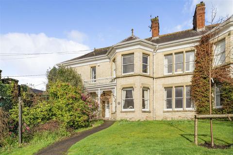 6 bedroom semi-detached house for sale, South Molton