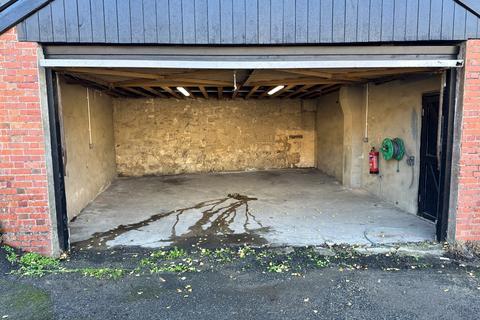 Garage to rent, High Street, Battle, TN33