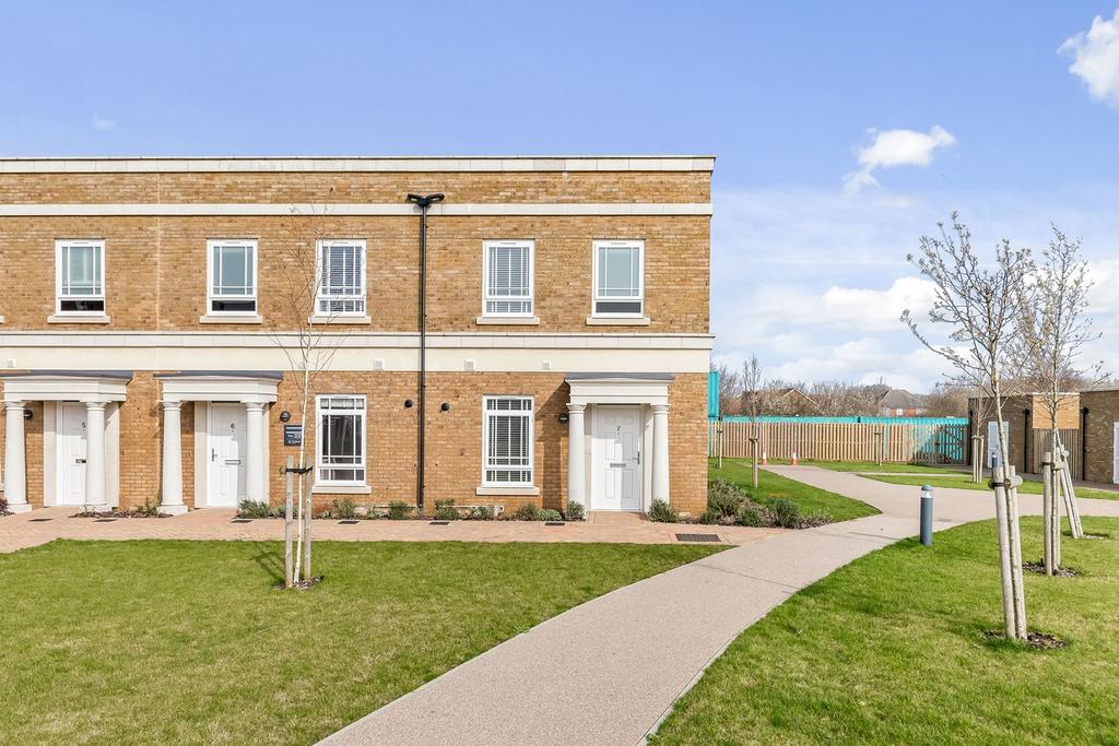 Terlingham Gardens, Hawkinge... 2 bed end of terrace house for sale £
