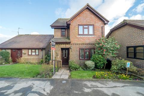 3 bedroom house for sale - Court Meadow, Rotherfield, Crowborough