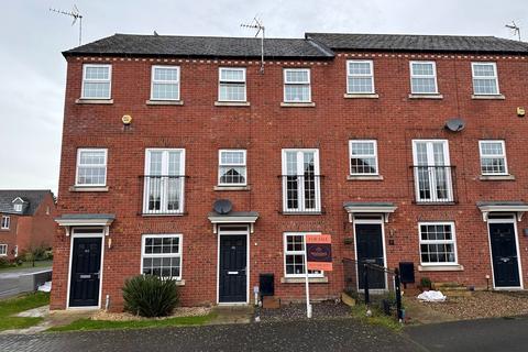 4 bedroom townhouse for sale, Pippin Close, Selston, Nottingham, NG16