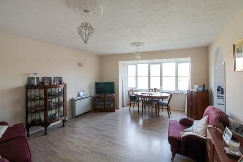2 bedroom apartment for sale, River Meads, Stanstead Abbotts, Ware