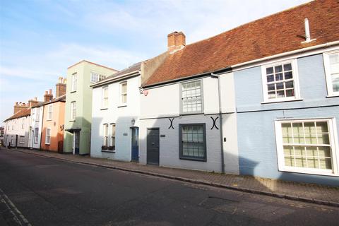 2 bedroom terraced house to rent, Captains Row, Lymington