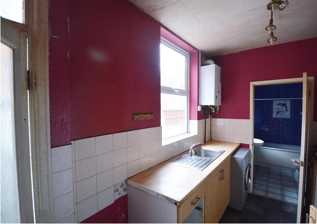 Kitchen cropped.jpg