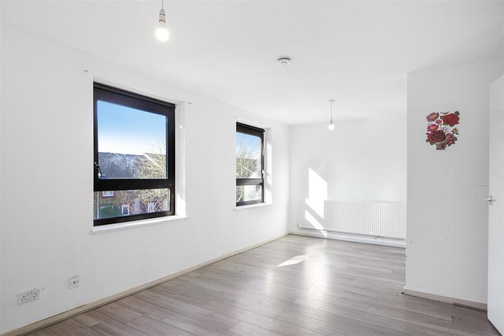 89 Hartington Close - j QGIKFFDyl Euyv Z9et Bk.jpg