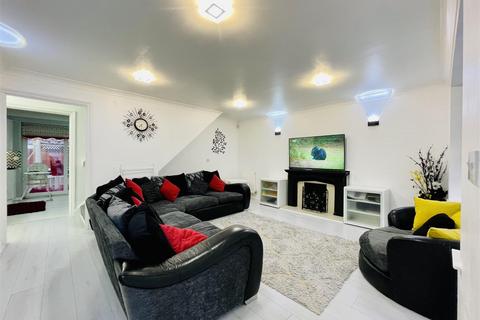 84 Bardley Drive, Coventry, CV6 3LD